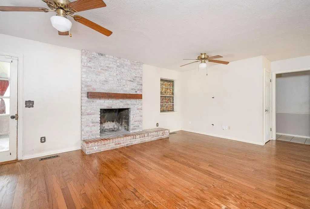 Photo 9 — 6112 N Allison Drive, Oklahoma City, OK 73112