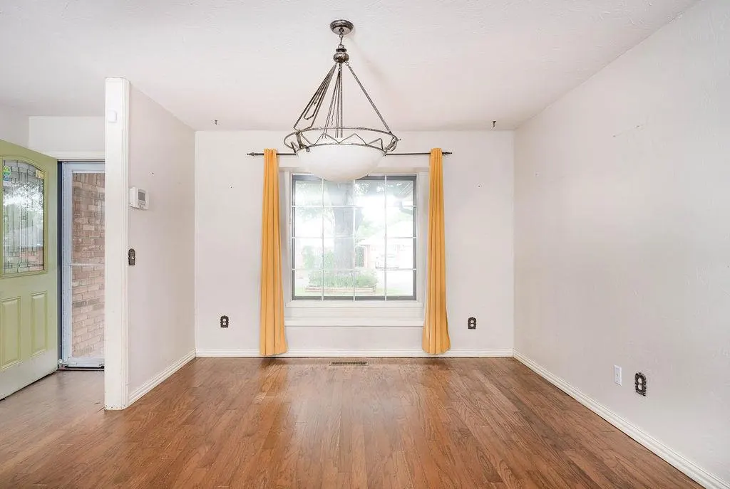 Photo 12 — 6112 N Allison Drive, Oklahoma City, OK 73112