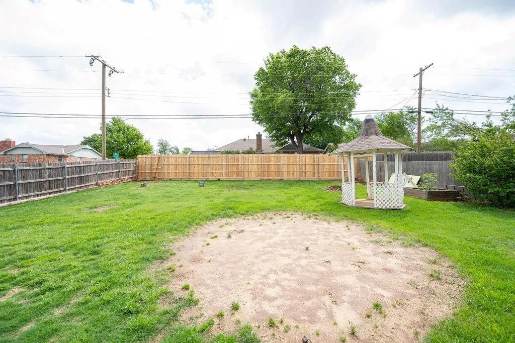 Photo 35 — 6112 N Allison Drive, Oklahoma City, OK 73112