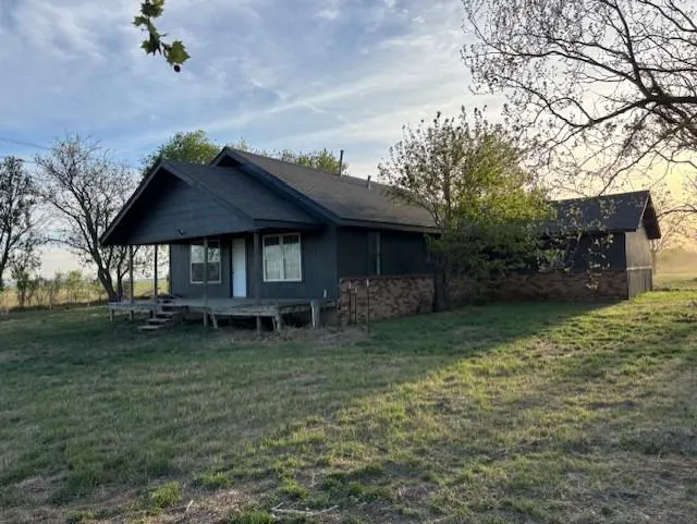 Front exterior — 29094 County Street 2530 Road, Fort Cobb, OK 73038