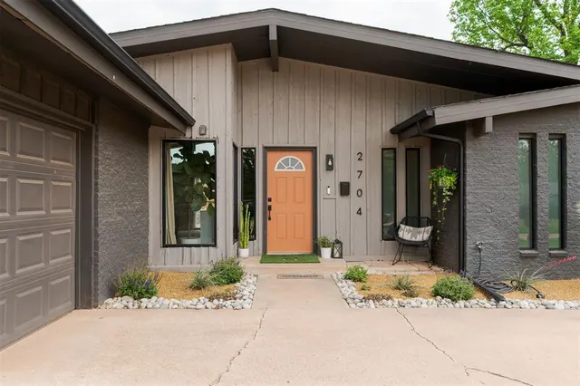 Photo 3 — 2704 NW 120th Terrace, Oklahoma City, OK 73120