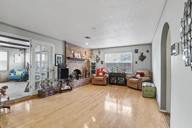 Photo 7 — 8120 NW 25th Street, Bethany, OK 73008