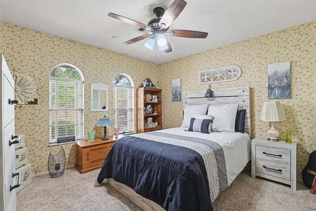 Photo 18 — 8120 NW 25th Street, Bethany, OK 73008