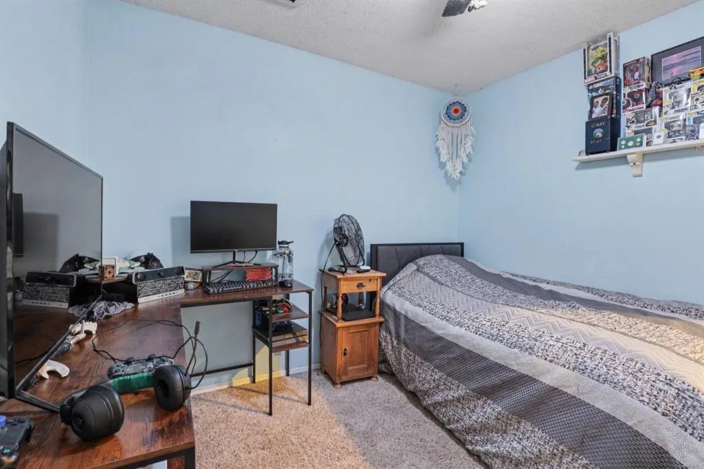 Photo 21 — 8120 NW 25th Street, Bethany, OK 73008