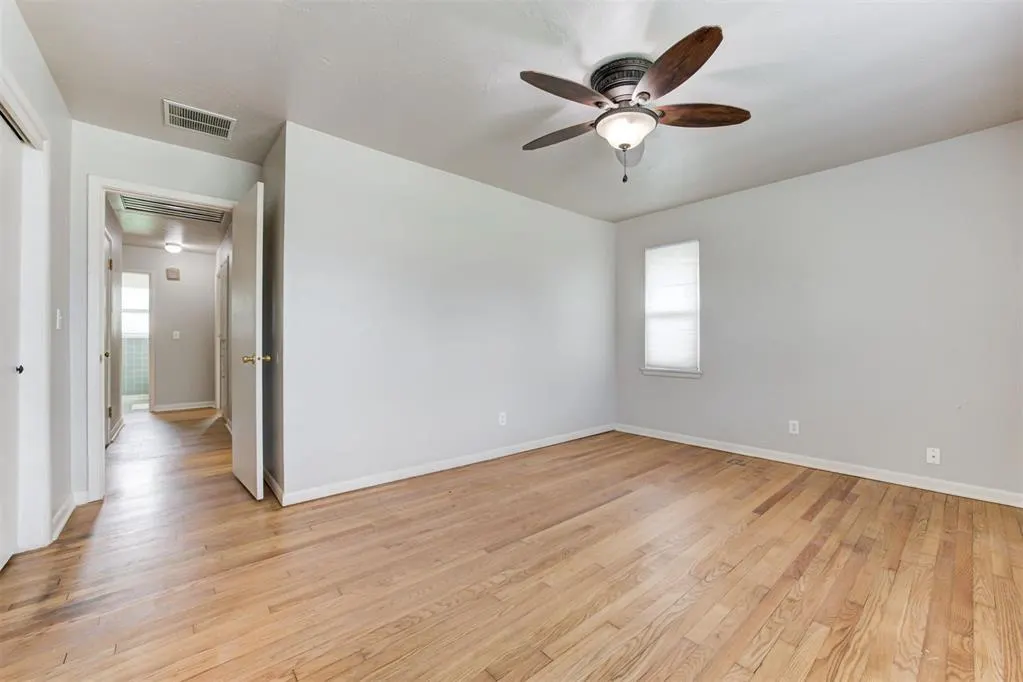 Photo 12 — 4405 NW 43rd Street, Oklahoma City, OK 73112