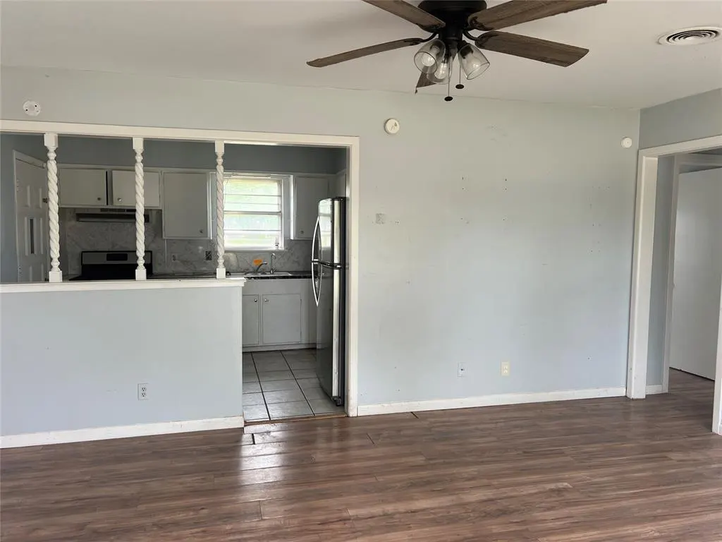 Photo 7 — 505 Mars Street, Altus, OK 73521