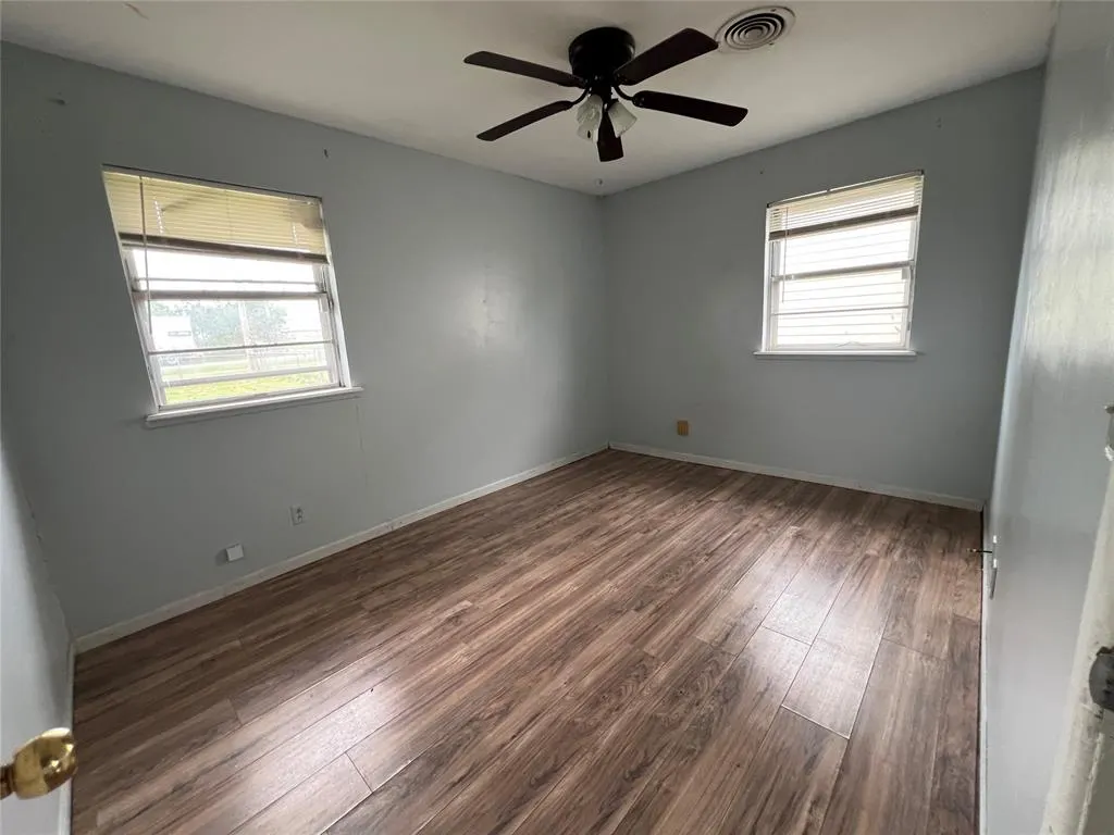 Photo 13 — 505 Mars Street, Altus, OK 73521
