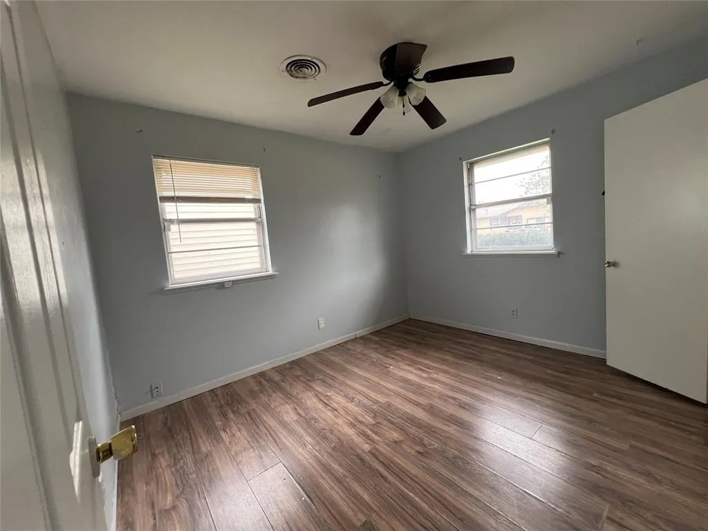 Photo 14 — 505 Mars Street, Altus, OK 73521