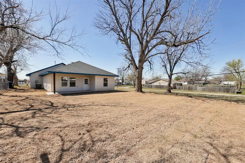 Photo 41 — 817 NW 89th Street, Oklahoma City, OK 73114