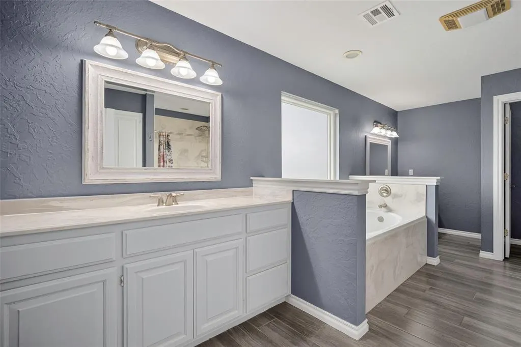 Photo 15 — 3012 Twin Lake Drive, Moore, OK 73165