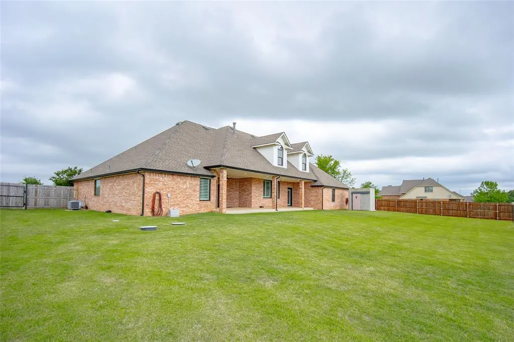 Photo 26 — 3012 Twin Lake Drive, Moore, OK 73165