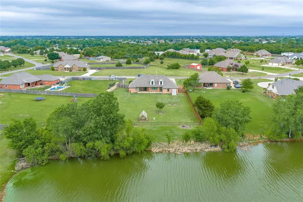 Photo 35 — 3012 Twin Lake Drive, Moore, OK 73165