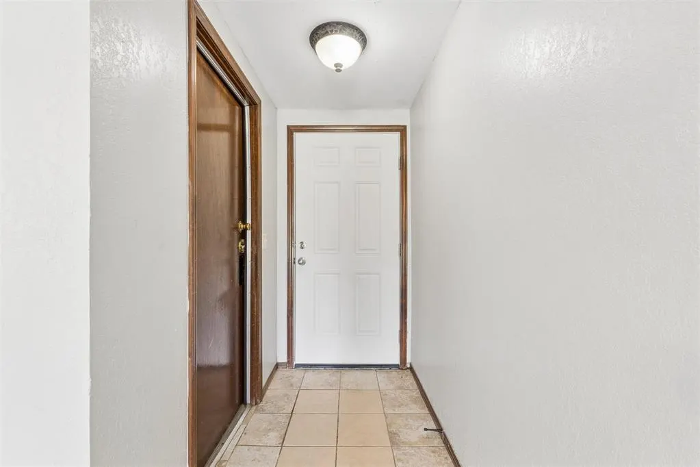 Photo 3 — 2905 SW 82nd Street, Oklahoma City, OK 73159