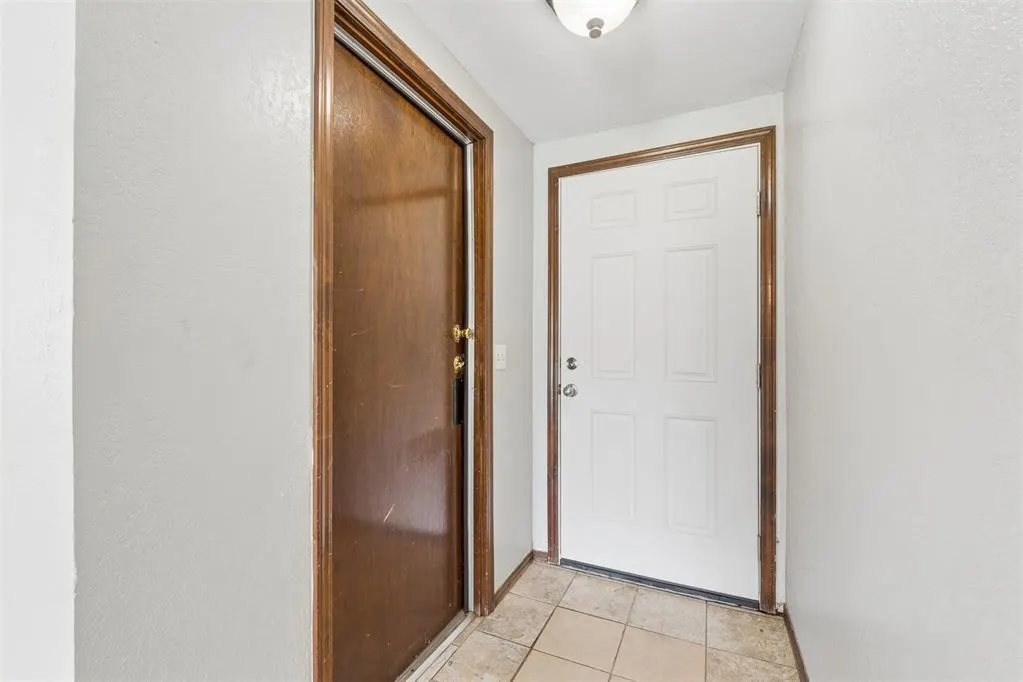 Photo 4 — 2905 SW 82nd Street, Oklahoma City, OK 73159