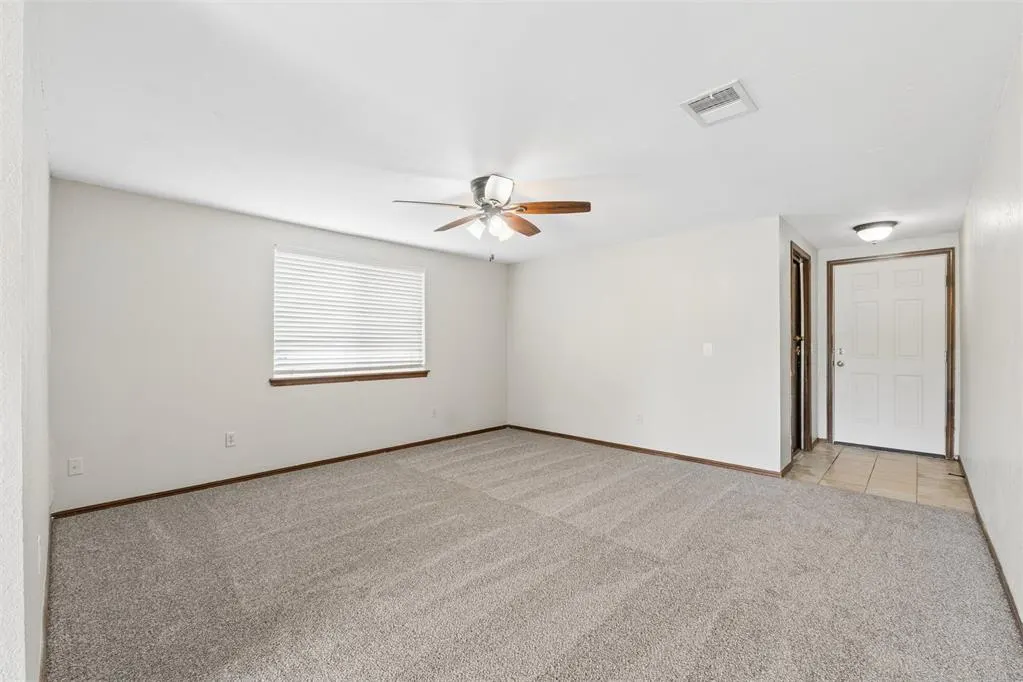 Photo 6 — 2905 SW 82nd Street, Oklahoma City, OK 73159