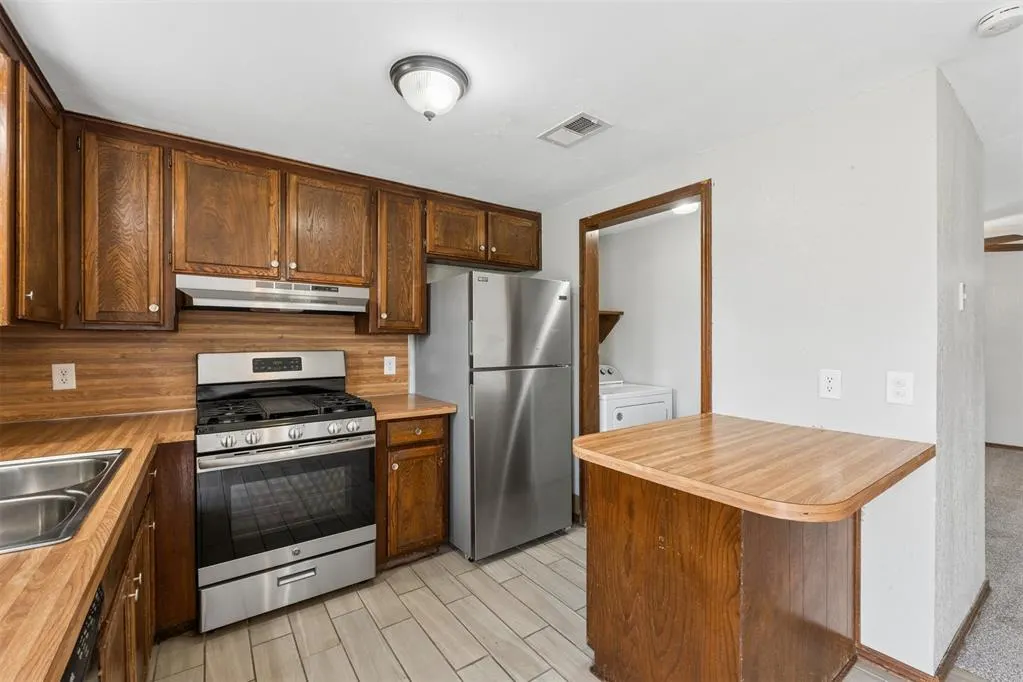 Photo 16 — 2905 SW 82nd Street, Oklahoma City, OK 73159