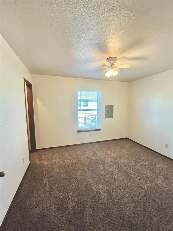 Photo 7 — 1901 E Lindsey Street 7B, Norman, OK 73071