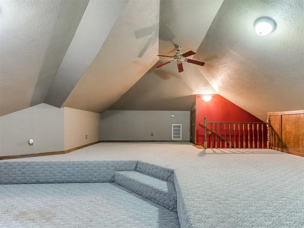 Photo 26 — 8213 Wilshire Ridge Drive, Oklahoma City, OK 73132