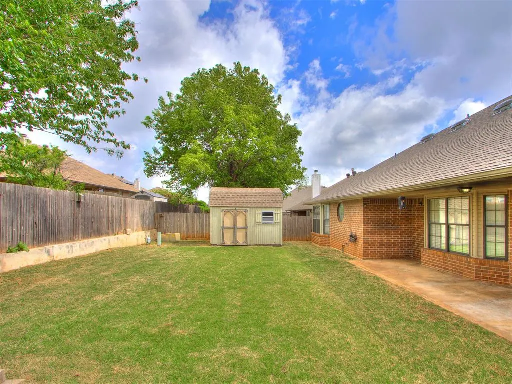 Photo 44 — 8213 Wilshire Ridge Drive, Oklahoma City, OK 73132