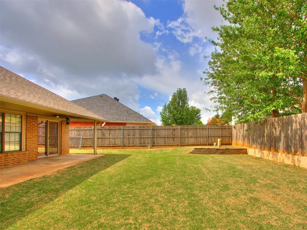 Photo 47 — 8213 Wilshire Ridge Drive, Oklahoma City, OK 73132