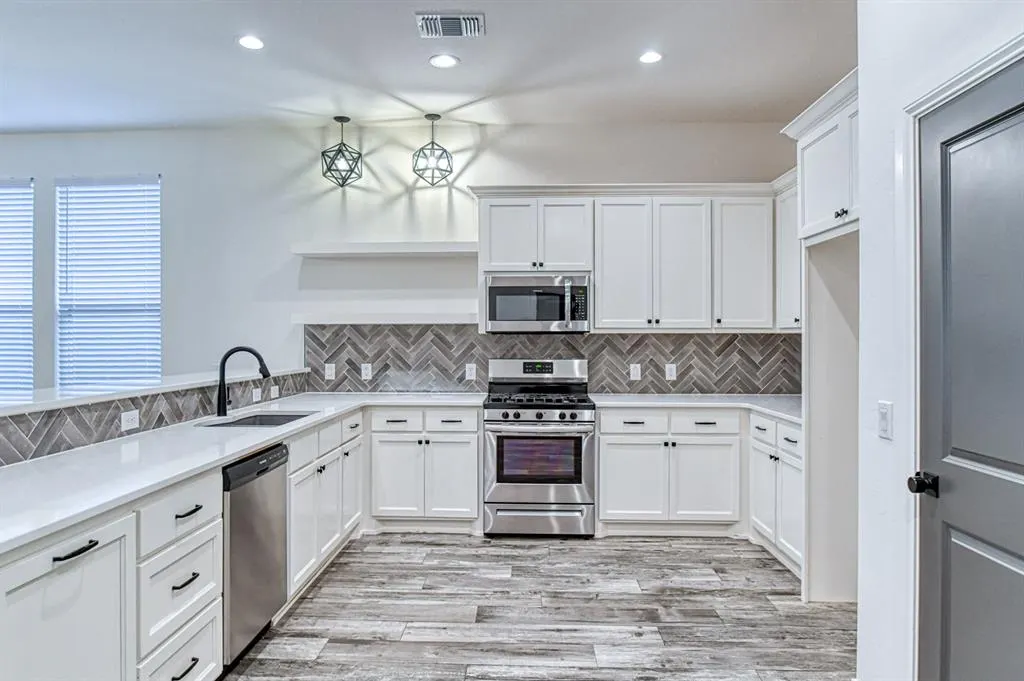 Photo 5 — 2433 NW 179th Street, Edmond, OK 73012