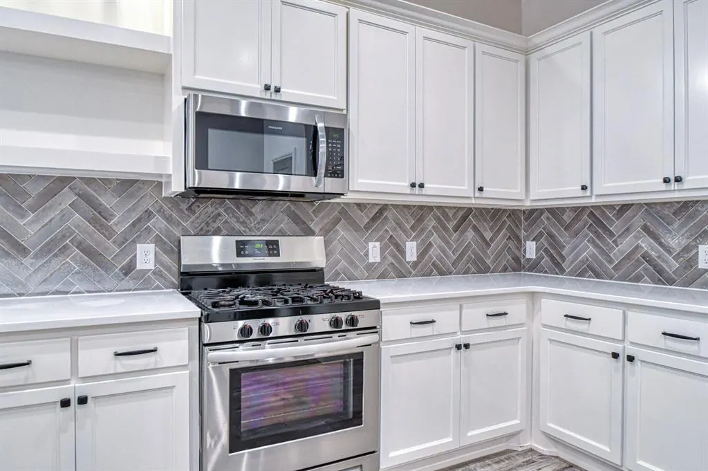 Photo 7 — 2433 NW 179th Street, Edmond, OK 73012