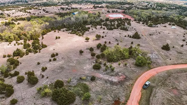 Photo 4 — 0 Cherokee Lane, Meridian, OK 73058