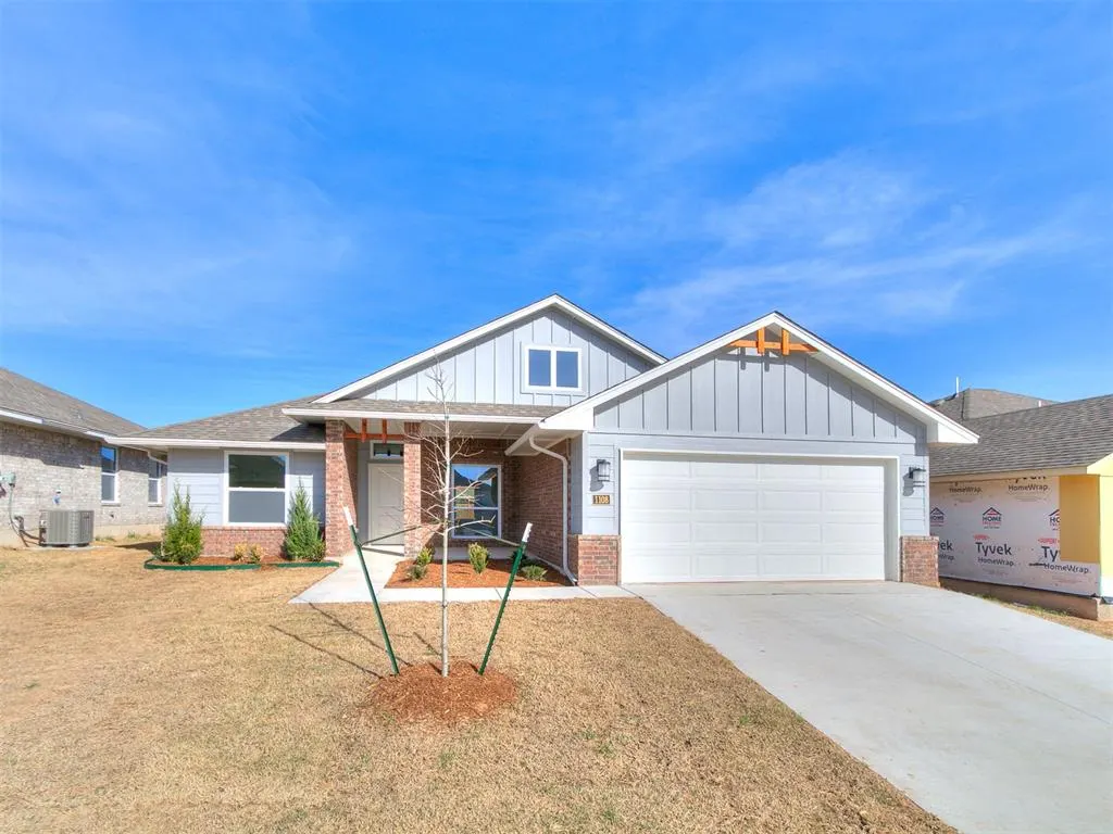 Front exterior — 1108 Redwood Creek Drive, Yukon, OK 73099