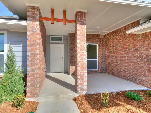 Photo 4 — 1108 Redwood Creek Drive, Yukon, OK 73099