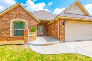 Sold home at 12108 Chesterfield Lane