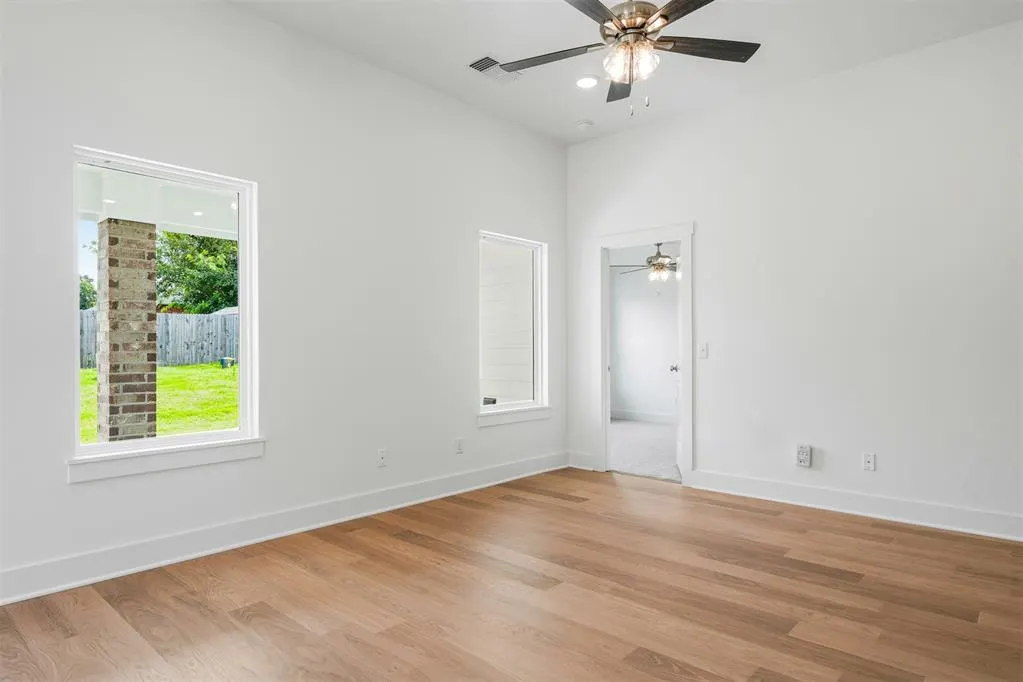 Photo 16 — 260 Woodrock Street, Harrah, OK 73045