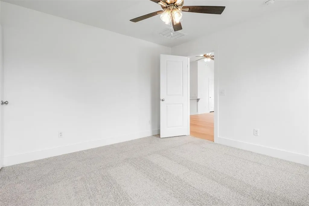 Photo 27 — 260 Woodrock Street, Harrah, OK 73045