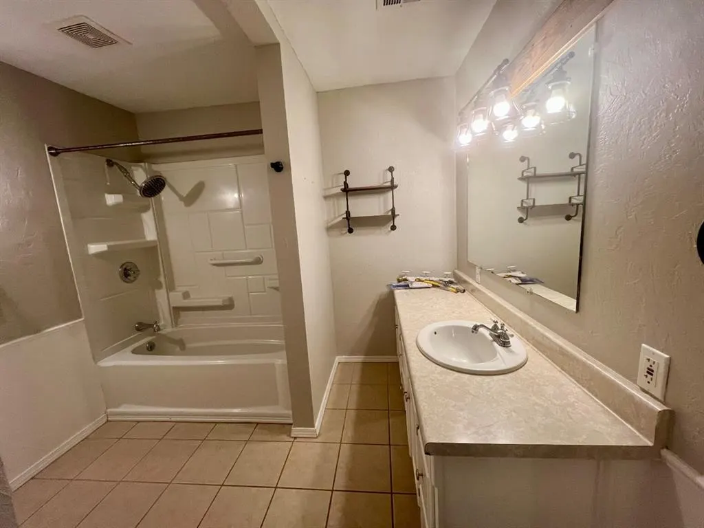 Photo 14 — 9904 SE 43rd Street, Oklahoma City, OK 73150