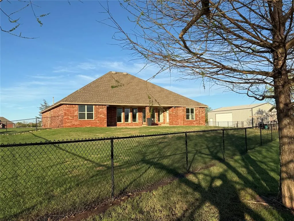 Photo 5 — 4700 Southcreek Road, Moore, OK 73165