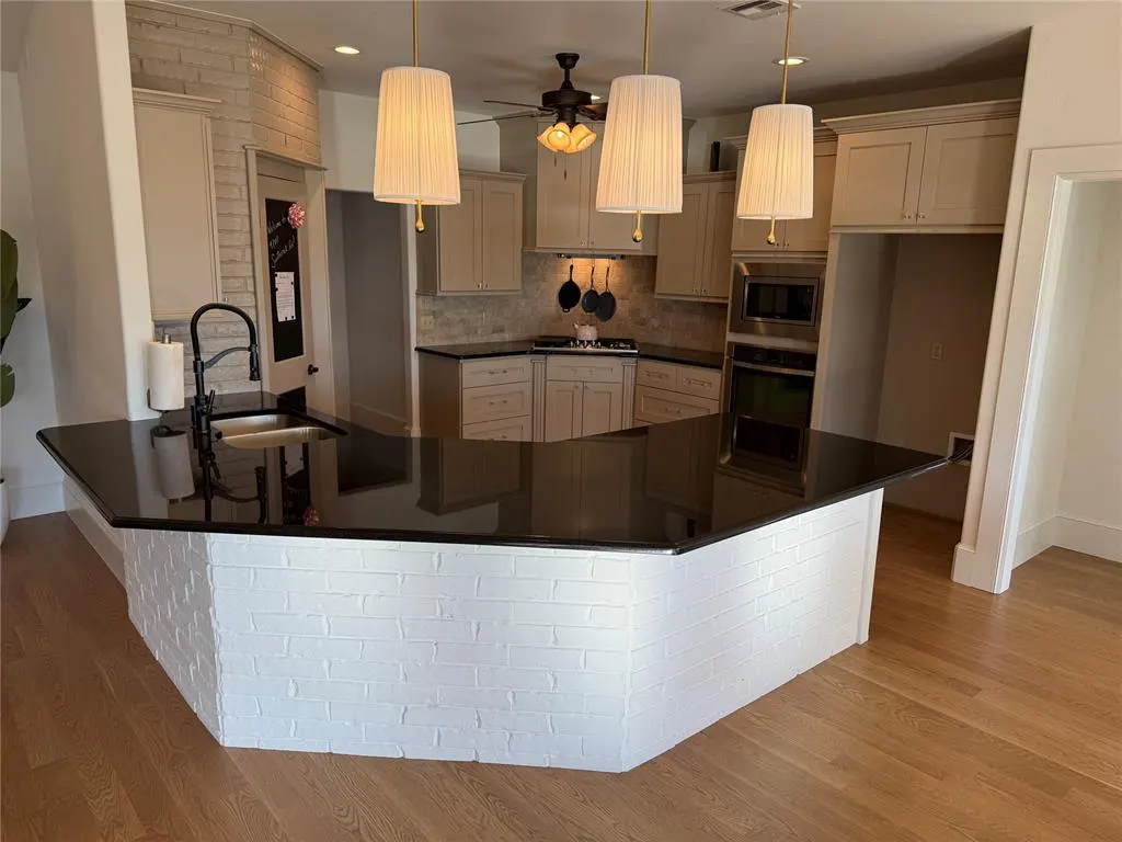 Photo 16 — 4700 Southcreek Road, Moore, OK 73165