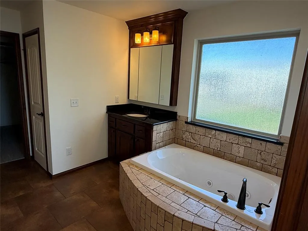 Photo 31 — 4700 Southcreek Road, Moore, OK 73165