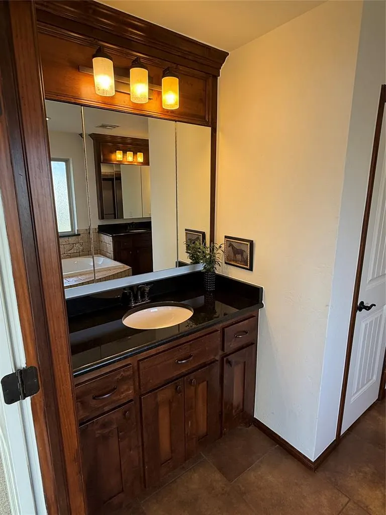 Photo 32 — 4700 Southcreek Road, Moore, OK 73165