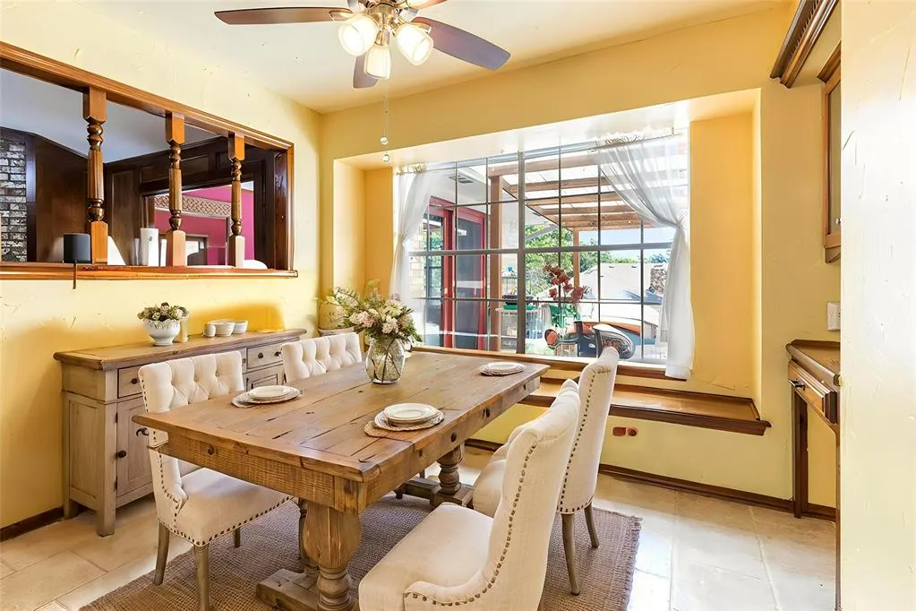 Photo 8 — 912 Carfax Road, Edmond, OK 73034