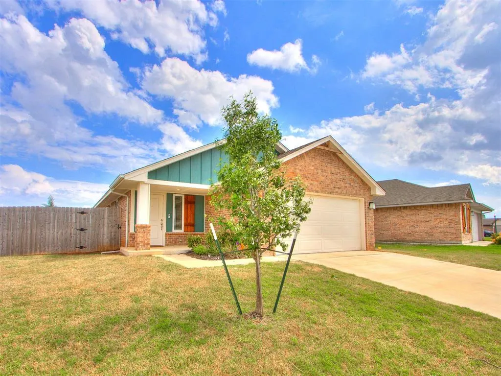 Photo 5 — 3700 Central Park Drive, Moore, OK 73160