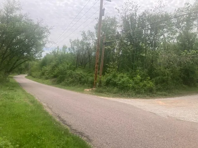 Photo 6 — 1020 W Oakland Street, Shawnee, OK 74801