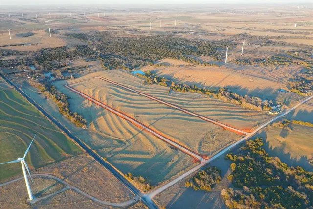 Photo 3 — Heartland Circle Lot 38, Minco, OK 73059