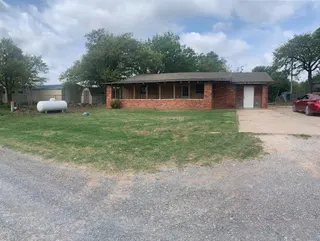 Sold home at 406 N Pioneer Street