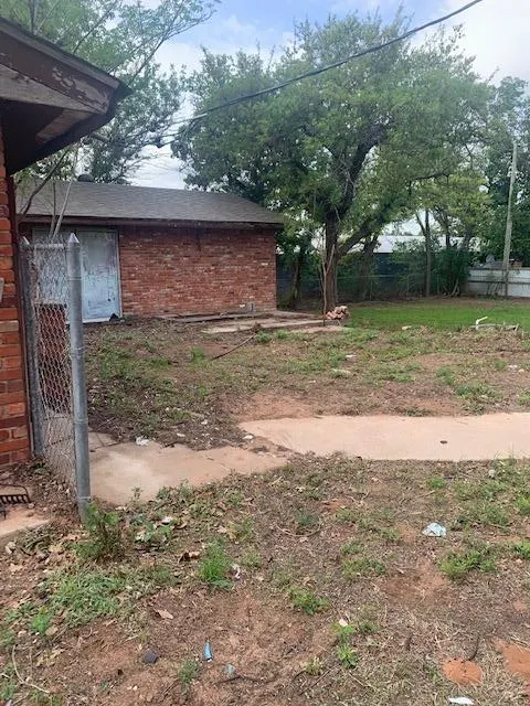 Photo 11 — 406 N Pioneer Street, Fort Cobb, OK 73038