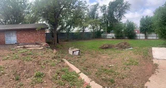 Photo 14 — 406 N Pioneer Street, Fort Cobb, OK 73038