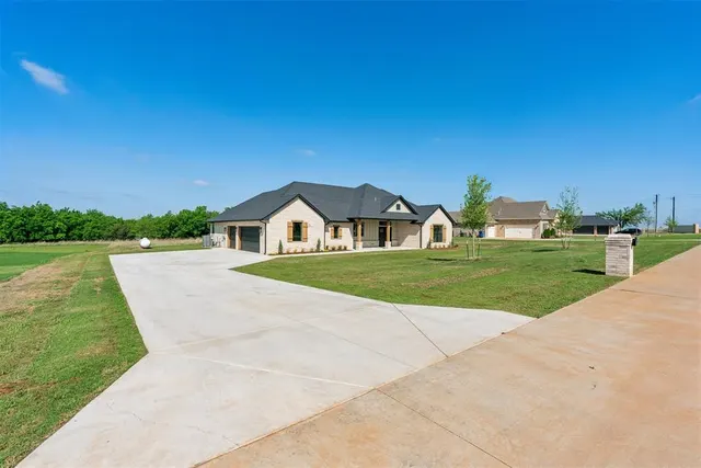 Photo 3 — 9273 Regado Court, Guthrie, OK 73044