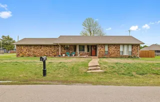 Sold home at 824 N Madison Avenue