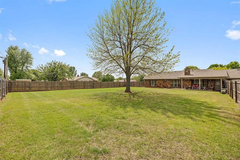 Photo 26 — 824 N Madison Avenue, Blanchard, OK 73010