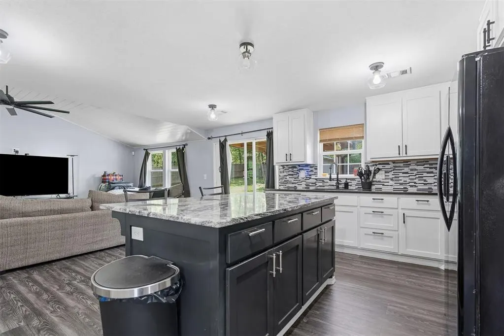 Photo 7 — 313 S Montie Avenue, Pauls Valley, OK 73075