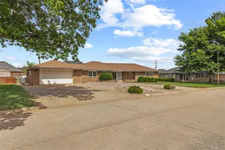 Sold home at 1308 Grandview Drive