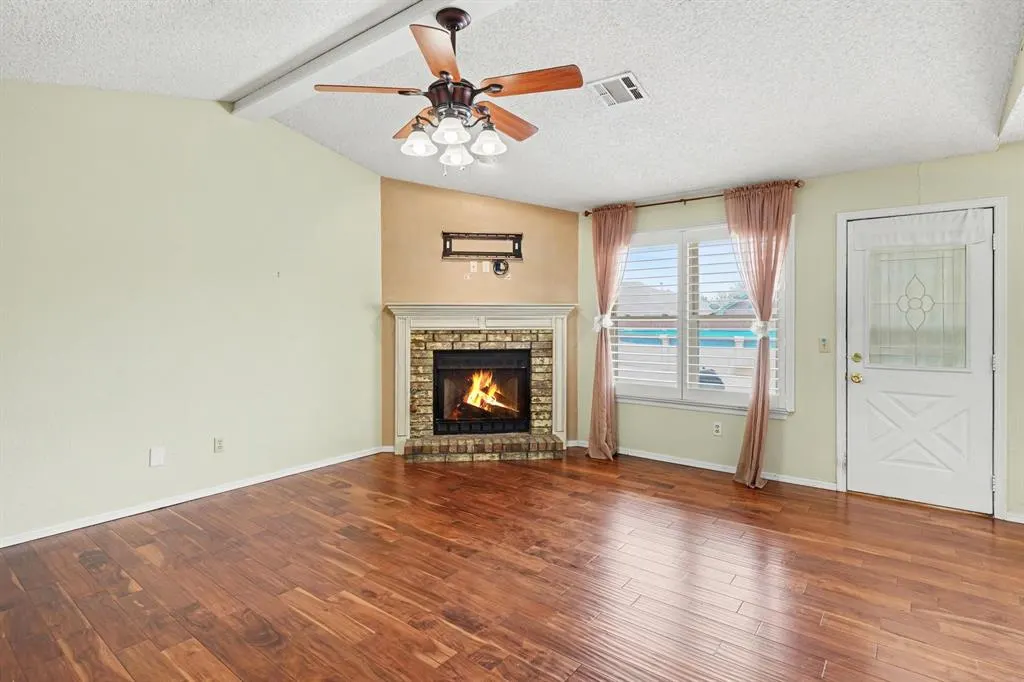 Photo 6 — 1124 SW 100th Street, Oklahoma City, OK 73139